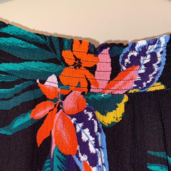 EUC Old Navy off-the-shoulder flower maxi dress - Picture 2 of 4